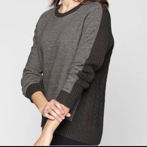Athleta Madera Crew Neck Wool Blend Gray Sweater size Medium